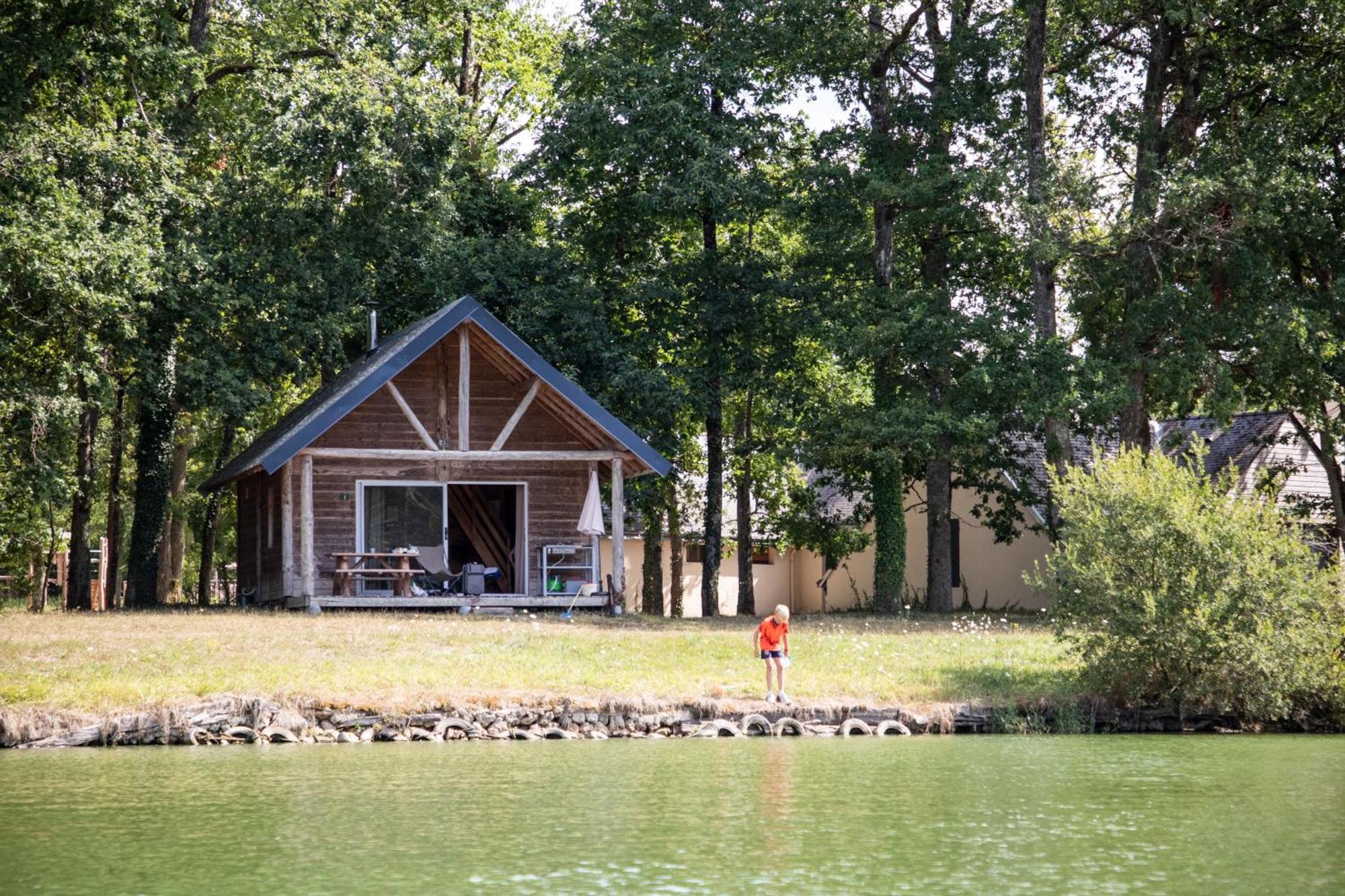 Village Huttopia Lac De Rille Exterior photo